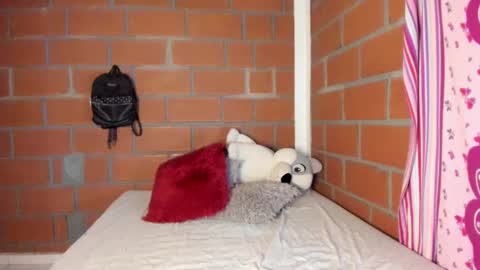 Snapshot of ladahear_ chatting on 30, 12, 2024 Akyra online show from 30, 12, 2024