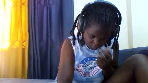 Snapshot of ladar_ chatting on 2, 3, 2026 vida online show from 2, 3, 2026