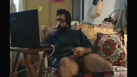 Snapshot of ladex96 chatting on 11, 11, 2025 Ali online show from 11, 11, 2025