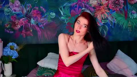 Nicole online show from 7, 7, 2026