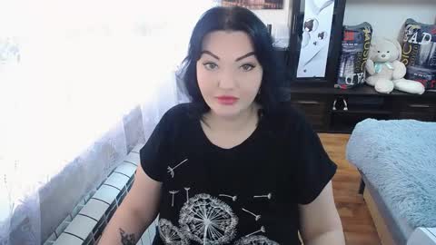 lady_boom_ online show from 25, 2, 2025