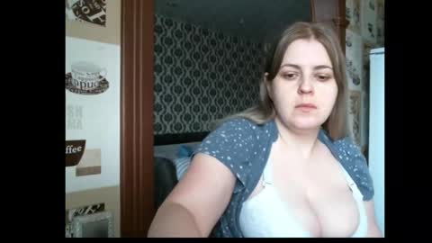 lady cute cat29 online show from 18, 3, 2026