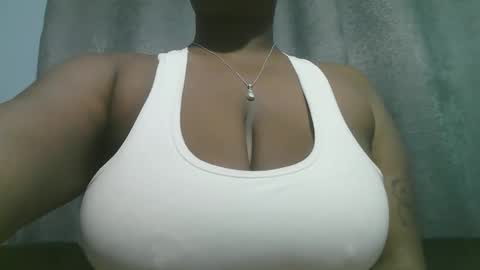 lady_dearra online show from 10, 9, 2025