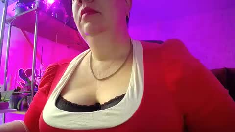 Snapshot of lady_gloria chatting on 3, 2, 2025 Lady Gloria online show from 3, 2, 2025
