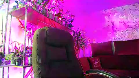 Snapshot of lady_gloria chatting on 15, 2, 2025 Lady Gloria online show from 15, 2, 2025
