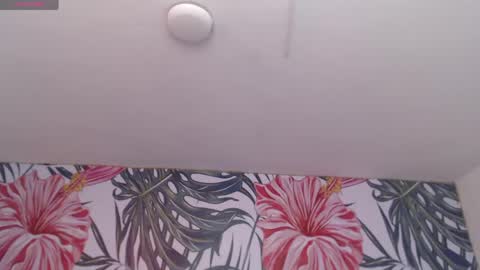 Lady Isabella online show from 15, 4, 2026