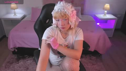 Lady  online show from 17, 2, 2025