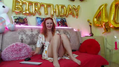 Sima Ladybigsmile online show from 23, 1, 2025