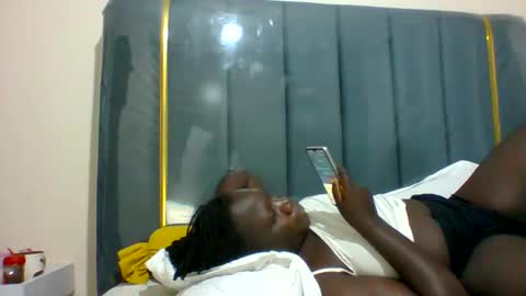 Snapshot of ladyblossoms19 chatting on 29, 12, 2024 lindah32 online show from 29, 12, 2024