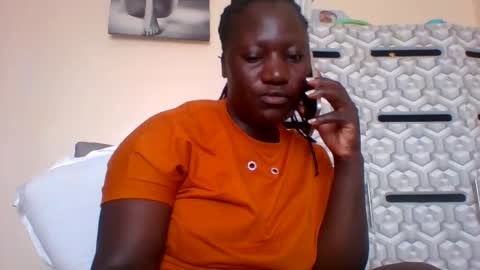 Snapshot of ladyblossoms19 chatting on 14, 1, 2025 lindah32 online show from 14, 1, 2025