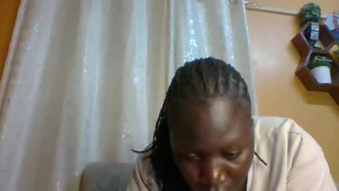 Snapshot of ladyblossoms19 chatting on 12, 10, 2025 lindah32 online show from 12, 10, 2025
