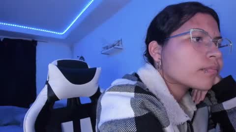  Lady  online show from 26, 1, 2025