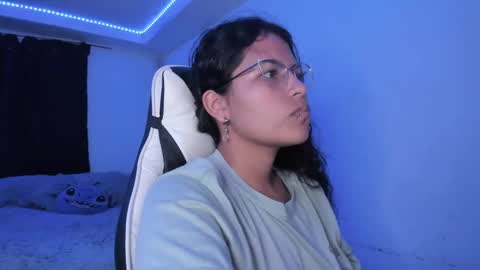  Lady  online show from 3, 2, 2025