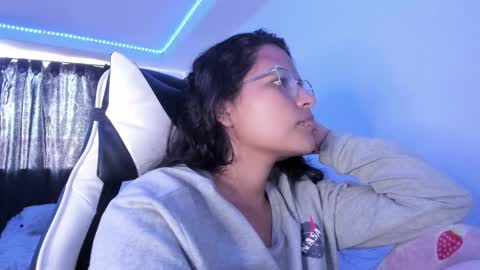  Lady  online show from 28, 2, 2025