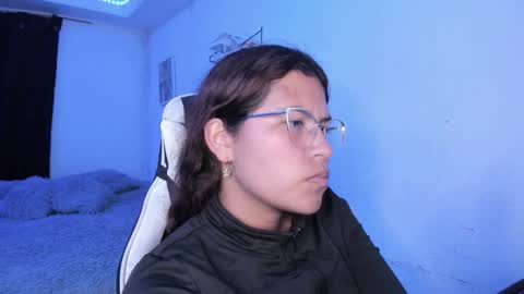  Lady  online show from 30, 11, 2025