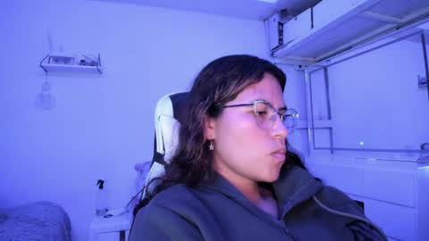  Lady  online show from 15, 4, 2026