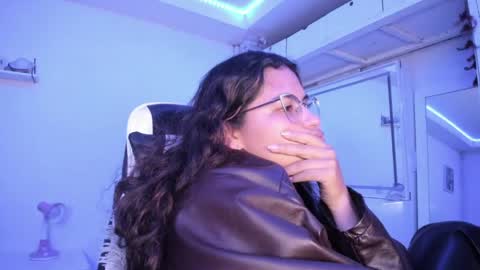  Lady  online show from 5, 6, 2026