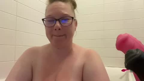 Snapshot of ladycherielynn chatting on 22, 6, 2026 LadyCherieLynn online show from 22, 6, 2026