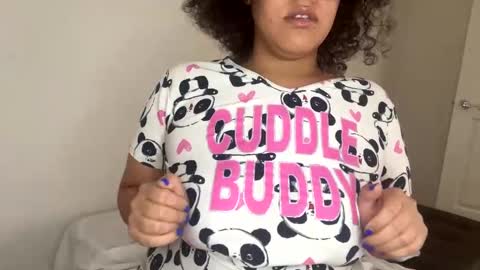 Stephanie online show from 4, 12, 2024