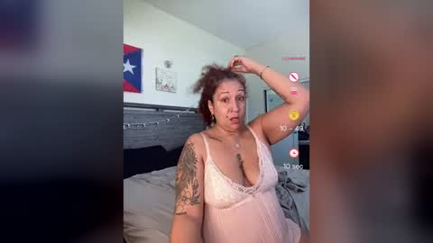 Snapshot of ladycreamypr1 chatting on 14, 7, 2026 onlyfans Ladycreamypr online show from 14, 7, 2026
