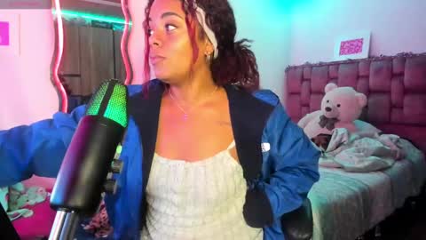 Snapshot of ladydanniela chatting on 10, 1, 2025 leidy daniela online show from 10, 1, 2025