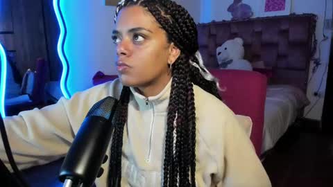 Snapshot of ladydanniela chatting on 6, 3, 2025 leidy daniela online show from 6, 3, 2025