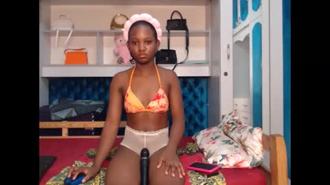 Snapshot of ladydiva69 chatting on 27, 4, 2026 ladydiva69 online show from 27, 4, 2026