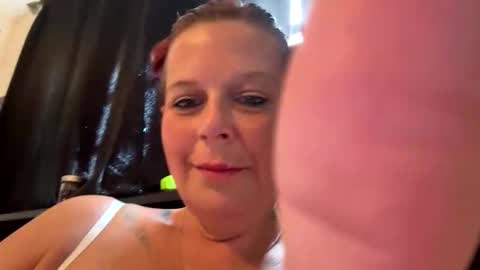 ladyillusion82 online show from 28, 5, 2026
