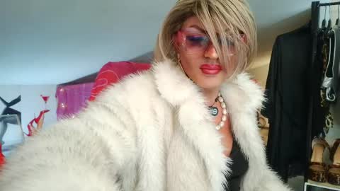 Oxana online show from 31, 3, 2026