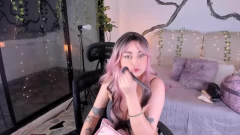 Lady  online show from 15, 11, 2025