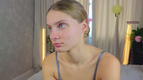 Snapshot of lafeti chatting on 11, 10, 2025 Lilia online show from 11, 10, 2025