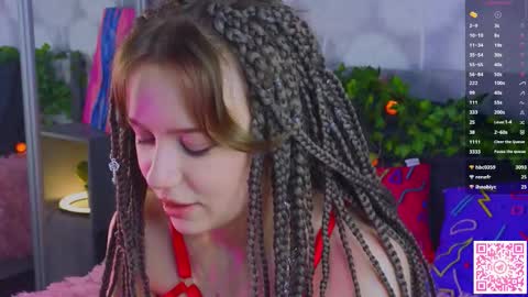 Snapshot of lafeti chatting on 12, 10, 2025 Lilia online show from 12, 10, 2025