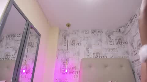   online show from 21, 12, 2024