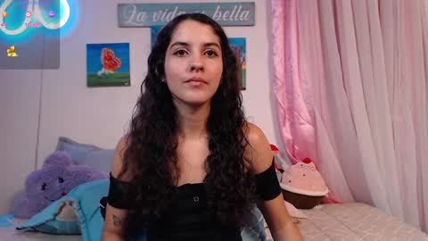 Snapshot of lailypink chatting on 7, 12, 2024 samanta online show from 7, 12, 2024