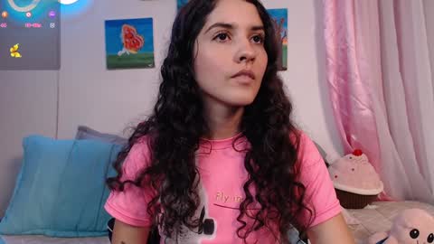 Snapshot of lailypink chatting on 13, 12, 2024 samanta online show from 13, 12, 2024