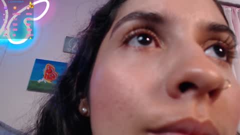 Snapshot of lailypink chatting on 24, 12, 2024 samanta online show from 24, 12, 2024