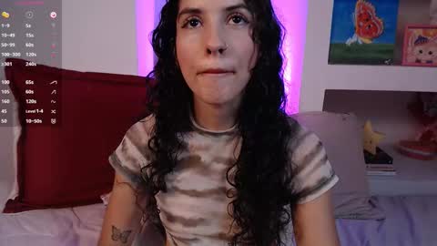 Snapshot of lailypink chatting on 14, 12, 2025 samanta online show from 14, 12, 2025