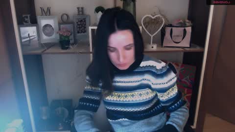 Snapshot of laimapinch_ chatting on 15, 12, 2024 Laima online show from 15, 12, 2024