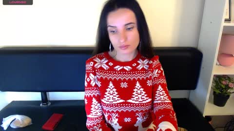 Snapshot of laimapinch_ chatting on 24, 12, 2024 Laima online show from 24, 12, 2024