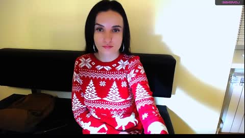 Snapshot of laimapinch_ chatting on 25, 12, 2024 Laima online show from 25, 12, 2024