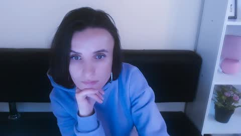 Snapshot of laimapinch_ chatting on 5, 1, 2025 Laima online show from 5, 1, 2025