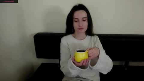 Snapshot of laimapinch_ chatting on 5, 10, 2025 Laima online show from 5, 10, 2025
