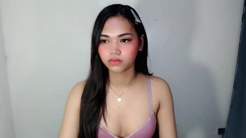 Snapshot of laire_allure chatting on 20, 5, 2026 laire online show from 20, 5, 2026