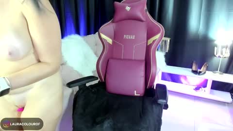 Snapshot of laisfantasy chatting on 5, 2, 2025 LaisFantasy online show from 5, 2, 2025