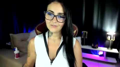 Snapshot of laisfantasy chatting on 18, 2, 2025 LaisFantasy online show from 18, 2, 2025