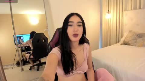 lala_demon online show from 6, 4, 2026