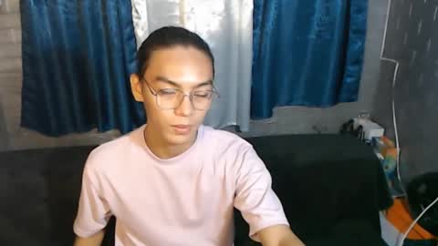 lalakinghugecock_2 online show from 30, 12, 2024