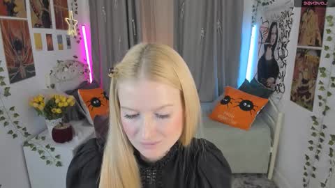 Laly online show from 28, 10, 2025