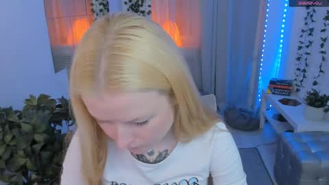Laly online show from 3, 6, 2026