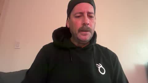 Snapshot of lampin1 chatting on 15, 12, 2025 lampin1 online show from 15, 12, 2025